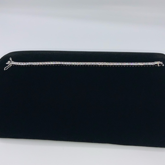 Princess Cut Bracelet - Picture 7 of 13